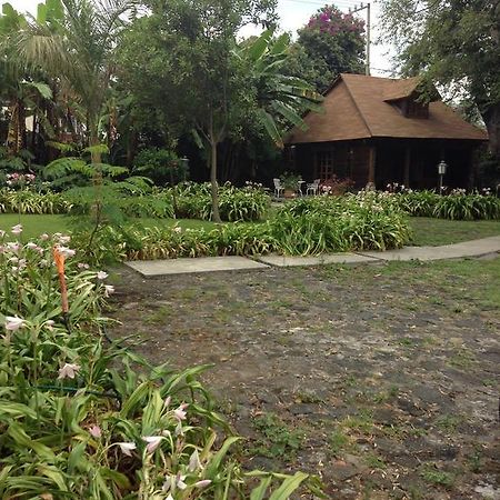 מלון Uruapan  Hacienda San Pedro מראה חיצוני תמונה